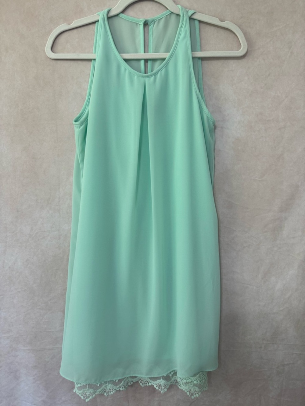 A. Byer Mint Green Sleeveless Shift Dress with Lace Hem $20